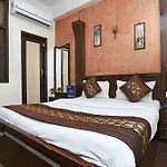 Hotel O Delhi Continental